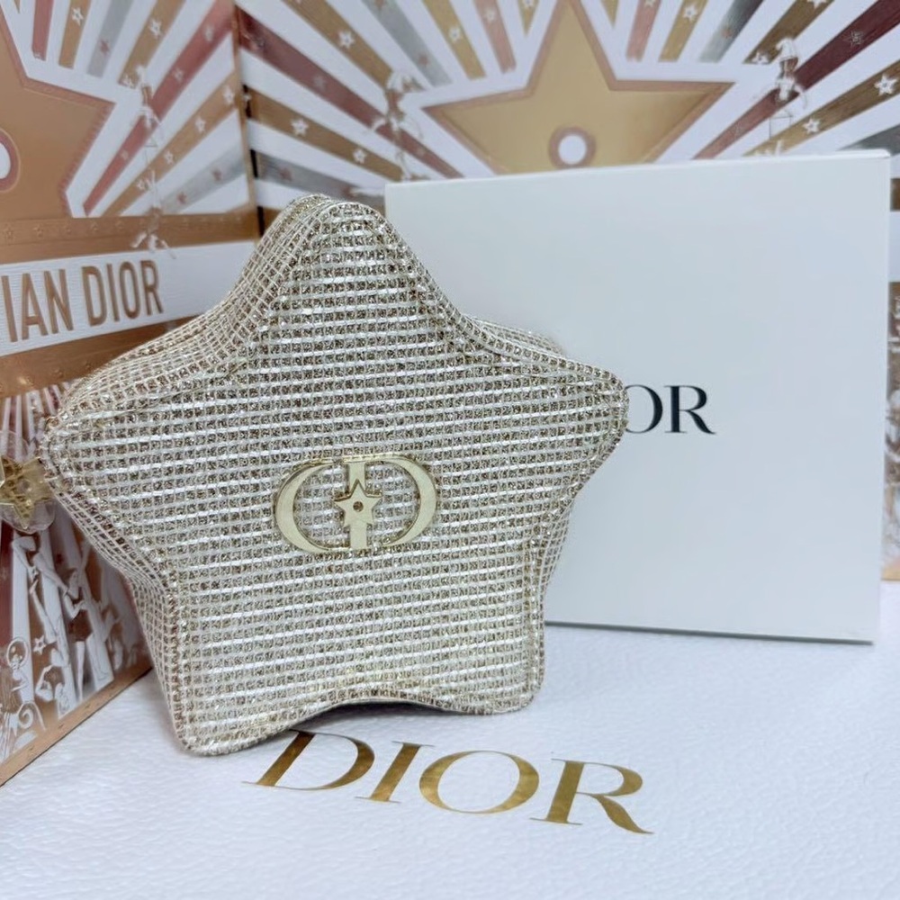 🖤 Limited Edition 2025 Holiday Dior Cosmetic Bag